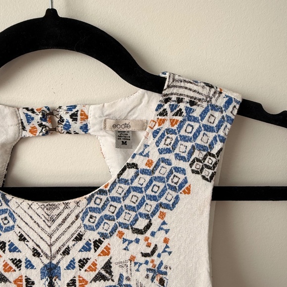 Ecoté High-Neck Mini Shift Dress with Back Cut-Out - White Pattern - Picture 2 of 4